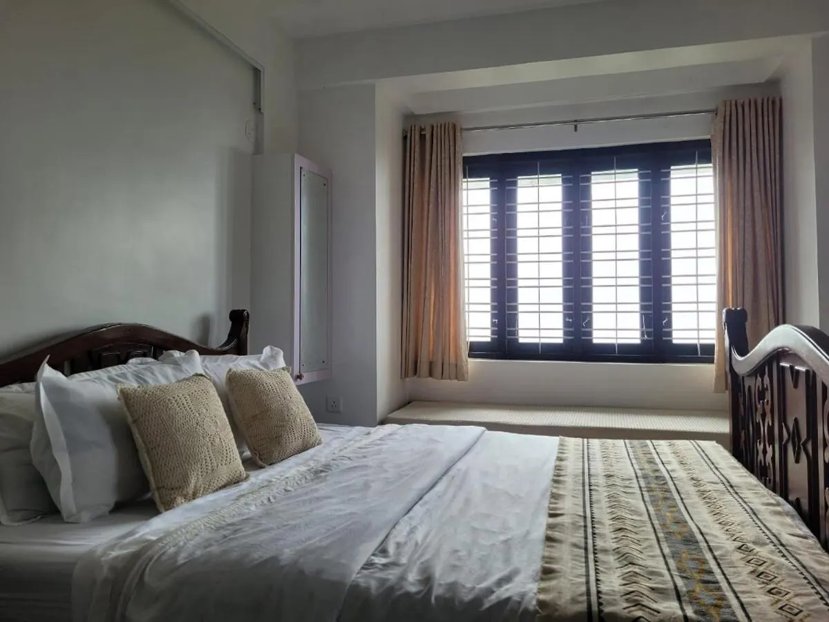 Ameliore Horizon Luxe Pirmed Apartment
