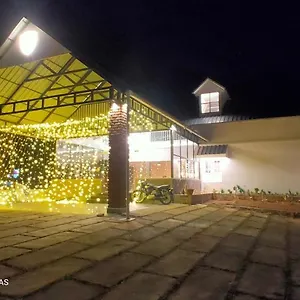 3* Hotel Agincourt Kuttikkanam