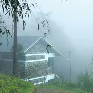 3* Hotel Misty Mountain Experience